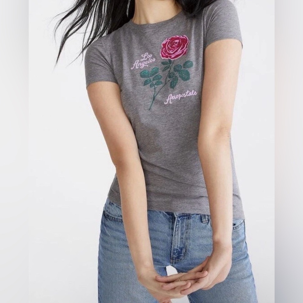 Aeropostale Flocked Rose Graphic Tee Size XL